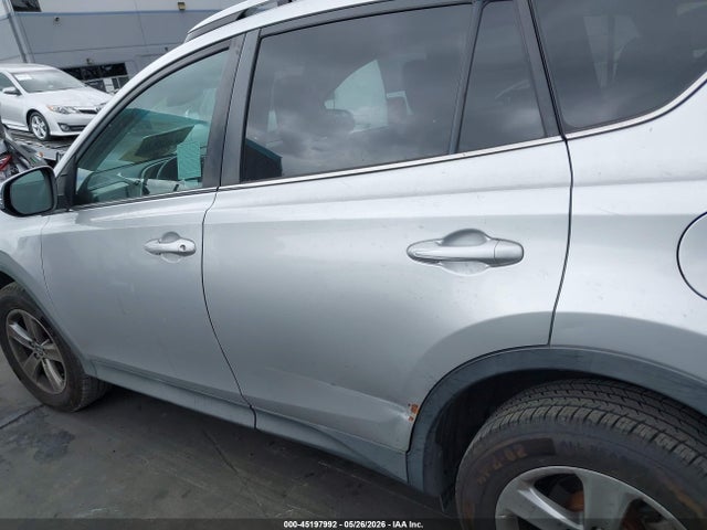Продажа на аукционе авто 2015 Toyota Rav4 Xle, vin: 2T3RFREV3FW343727, номер лота: 45197992