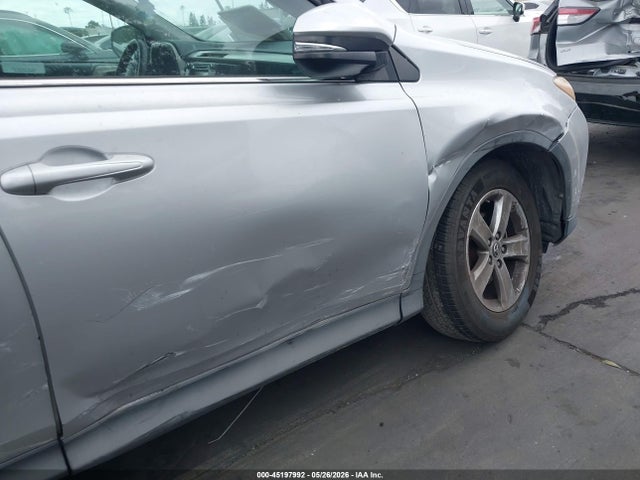 Продажа на аукционе авто 2015 Toyota Rav4 Xle, vin: 2T3RFREV3FW343727, номер лота: 45197992