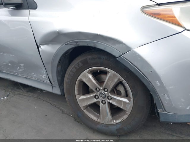 Продажа на аукционе авто 2015 Toyota Rav4 Xle, vin: 2T3RFREV3FW343727, номер лота: 45197992