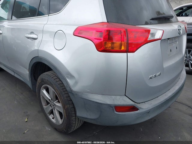 Продажа на аукционе авто 2015 Toyota Rav4 Xle, vin: 2T3RFREV3FW343727, номер лота: 45197992