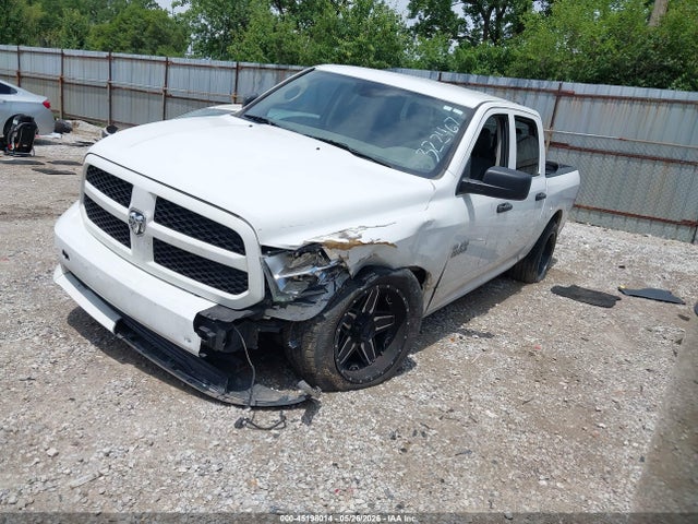 2018 Ram 1500 Express  4x2 5'7 Box მანქანა იყიდება აუქციონზე, vin: 1C6RR6KG2JS322467, აუქციონის ნომერი: 45198014