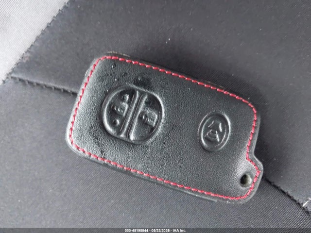 Продажа на аукционе авто 2014 Toyota Prius Three, vin: JTDKN3DU5E1742033, номер лота: 45198044