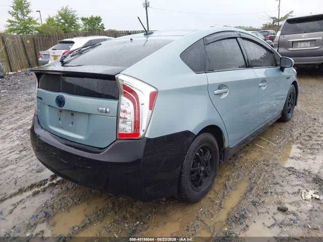 Продажа на аукционе авто 2014 Toyota Prius Three, vin: JTDKN3DU5E1742033, номер лота: 45198044