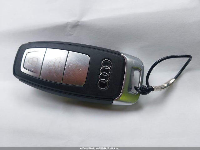 2024 Audi A3 Premium 40 Tfsi Front-wheel Drive S Tronic მანქანა იყიდება აუქციონზე, vin: WAUAUDGY1RA109115, აუქციონის ნომერი: 45198081