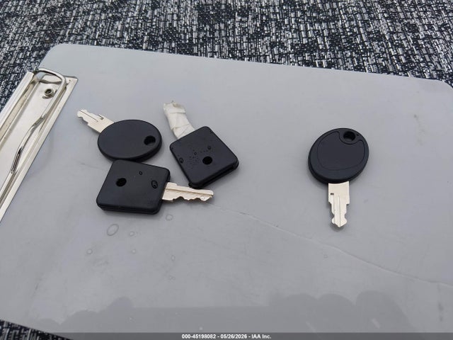 Tracker Other 2026 BUJ84160C626 Image 11