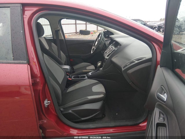 Ford FOCUS SE 2014 1FADP3F25EL451721 Image 5