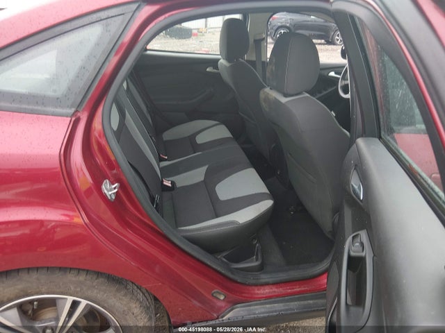 Ford FOCUS SE 2014 1FADP3F25EL451721 Image 8
