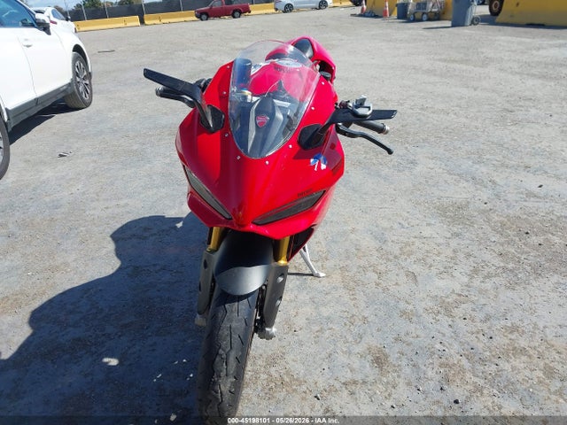 Aukcja sprzedaży 2025 Ducati Panigale V2/v2 S, vin: ZDMHAU8T2SB001104, numer aukcji: 45198101