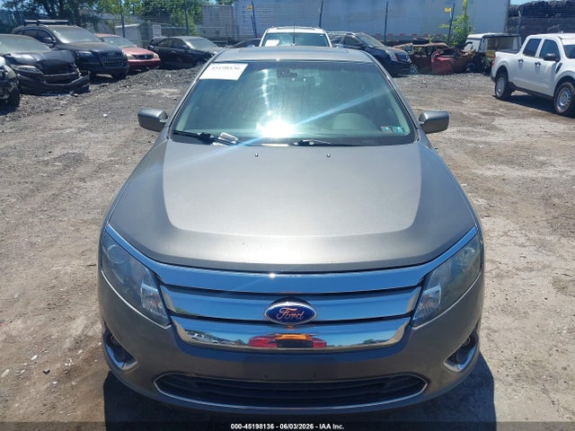 45198136 :رقم المزاد ، 3FADP0L39BR272249 vin ، 2011 Ford Fusion Hybrid مزاد بيع