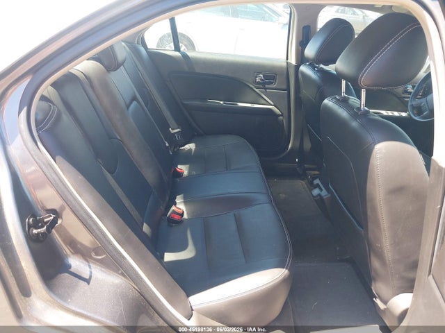 45198136 :رقم المزاد ، 3FADP0L39BR272249 vin ، 2011 Ford Fusion Hybrid مزاد بيع