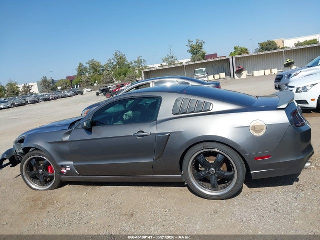 2014 Ford Mustang V6 მანქანა იყიდება აუქციონზე, vin: 1ZVBP8AM3E5205131, აუქციონის ნომერი: 45198141