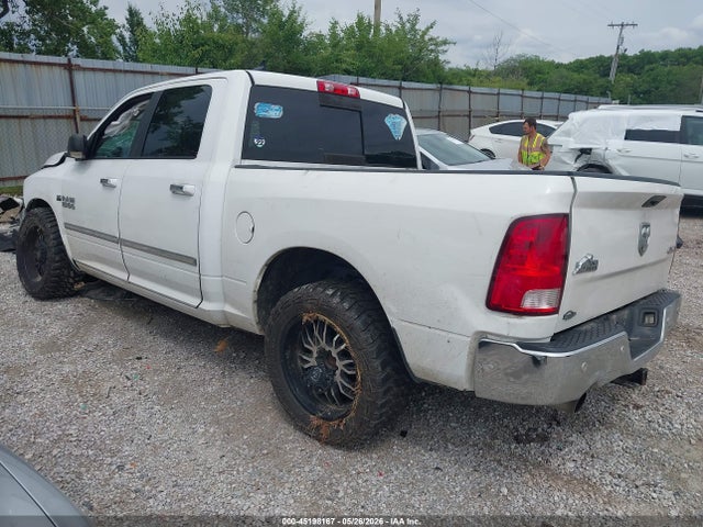 45198167 :رقم المزاد ، 1C6RR7LT8GS330972 vin ، 2016 Ram 1500 Big Horn مزاد بيع