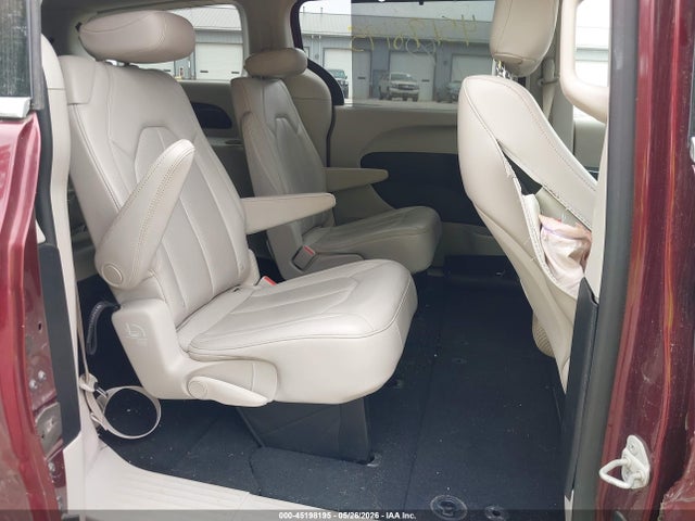 45198195 :رقم المزاد ، 2C4RC1DG5MR509332 vin ، 2021 Chrysler Voyager Lxi مزاد بيع