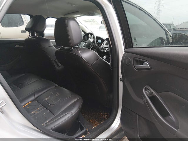 45198196 :رقم المزاد ، 1FADP3N26EL397752 vin ، 2014 Ford Focus Titanium مزاد بيع