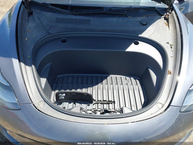 45198232 :رقم المزاد ، 5YJ3E1EB1PF633052 vin ، 2023 Tesla Model 3 Long Range Dual Motor All-wheel Drive مزاد بيع