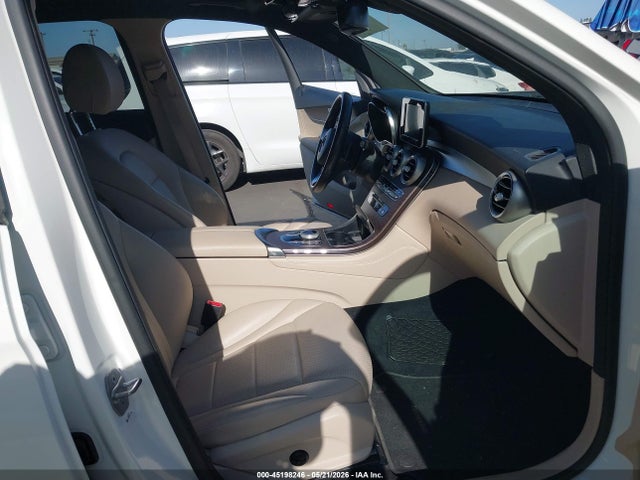 WDC0G4JB3JV095848 Mercedes-Benz GLC 300