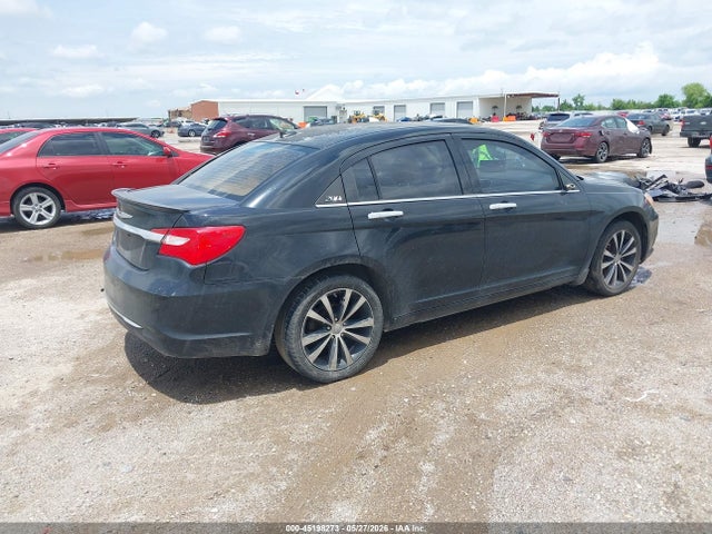 2013 Chrysler 200 Limited მანქანა იყიდება აუქციონზე, vin: 1C3CCBCG8DN526995, აუქციონის ნომერი: 45198273