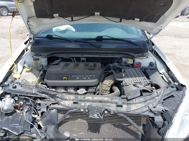 45198288 :رقم المزاد ، 1C3CCBBB8DN694495 vin ، 2013 Chrysler 200 Touring مزاد بيع