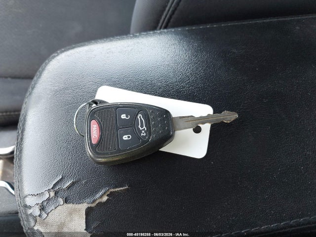45198288 :رقم المزاد ، 1C3CCBBB8DN694495 vin ، 2013 Chrysler 200 Touring مزاد بيع