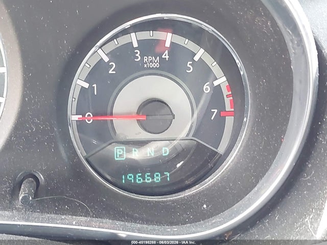 45198288 :رقم المزاد ، 1C3CCBBB8DN694495 vin ، 2013 Chrysler 200 Touring مزاد بيع