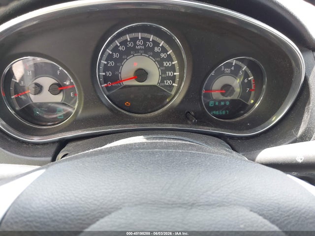 45198288 :رقم المزاد ، 1C3CCBBB8DN694495 vin ، 2013 Chrysler 200 Touring مزاد بيع