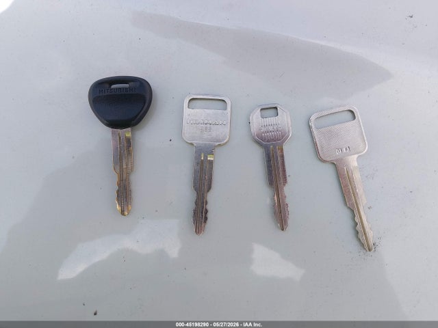 45198290 :رقم المزاد ، 6MMAP47P0XT007703 vin ، 1999 Mitsubishi Diamante مزاد بيع
