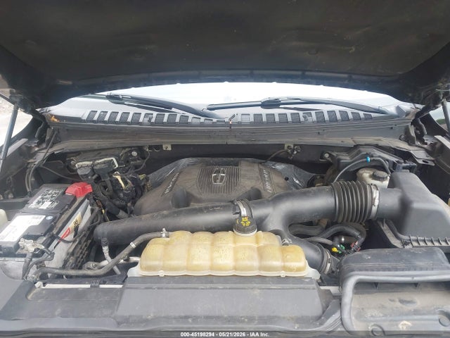 Auction sale of the 2019 Lincoln Navigator L Reserve, vin: 5LMJJ3LT7KEL21377, lot number: 45198294