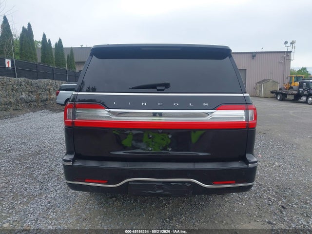 Auction sale of the 2019 Lincoln Navigator L Reserve, vin: 5LMJJ3LT7KEL21377, lot number: 45198294