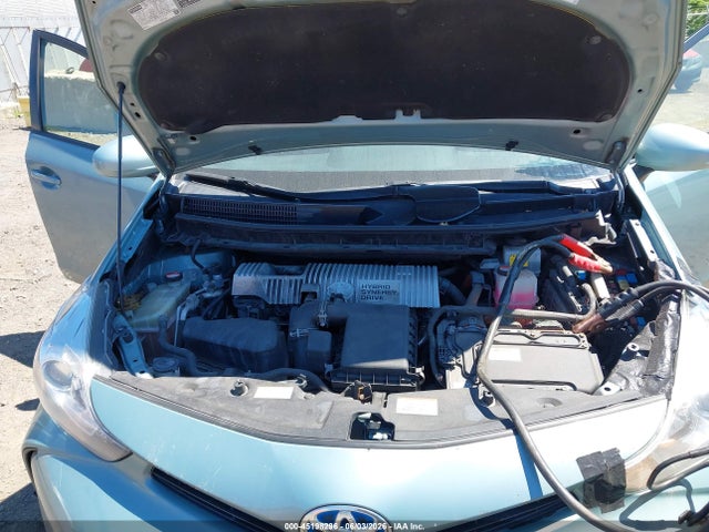 Продажа на аукционе авто 2016 Toyota Prius V Four, vin: JTDZN3EU3GJ041538, номер лота: 45198296
