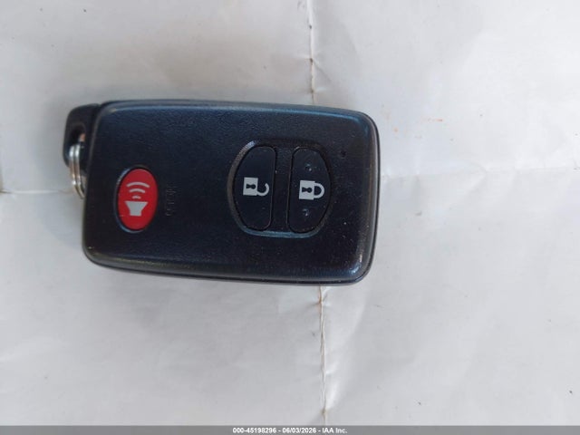 Продажа на аукционе авто 2016 Toyota Prius V Four, vin: JTDZN3EU3GJ041538, номер лота: 45198296