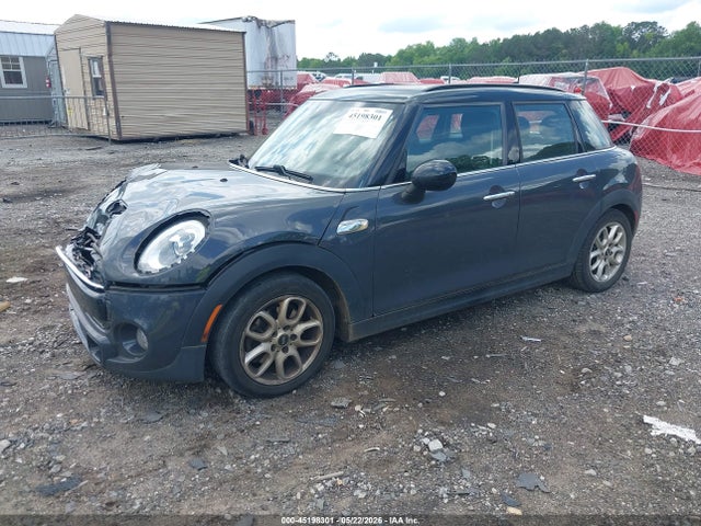 Mini Hardtop Cooper S 2015 WMWXU3C59F2B62430 Image 2