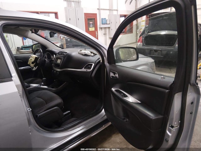 3C4PDCGG4HT581914 Dodge Journey Crossroad