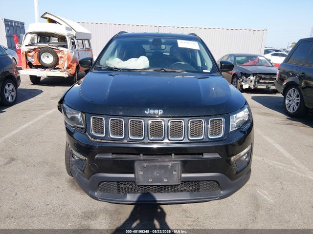 3C4NJCBBXKT789217 Jeep Compass Latitude Fwd