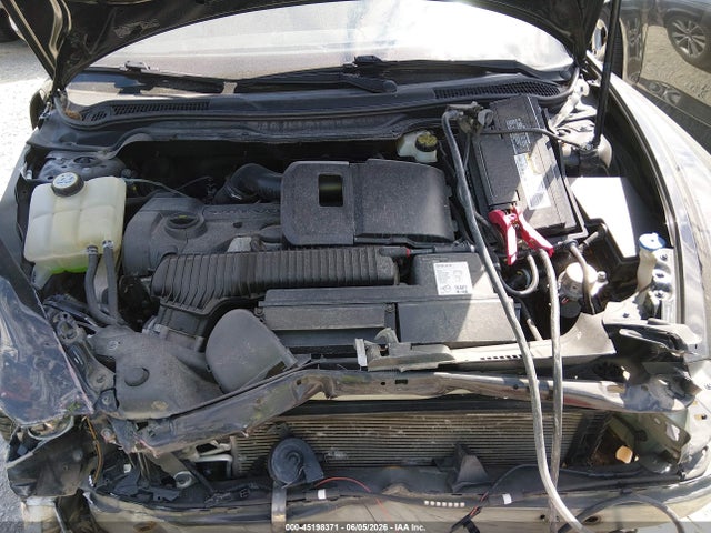 Продаж на аукціоні авто 2011 Volvo C70 T5, vin: YV1672MC6BJ117966, номер лоту: 45198371