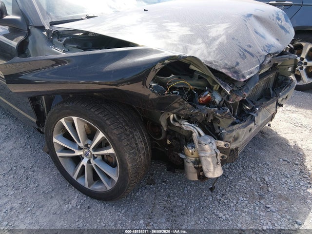 Продаж на аукціоні авто 2011 Volvo C70 T5, vin: YV1672MC6BJ117966, номер лоту: 45198371