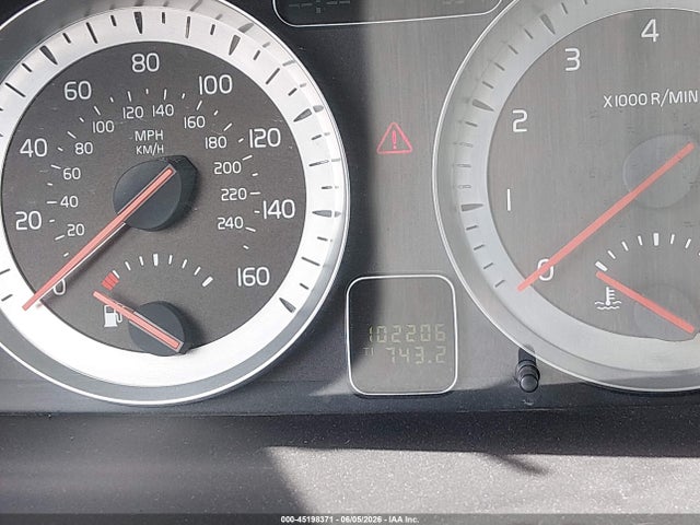 Продаж на аукціоні авто 2011 Volvo C70 T5, vin: YV1672MC6BJ117966, номер лоту: 45198371
