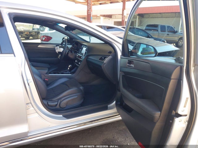 2018 Hyundai Sonata Sport მანქანა იყიდება აუქციონზე, vin: 5NPE34AF8JH668091, აუქციონის ნომერი: 45198375