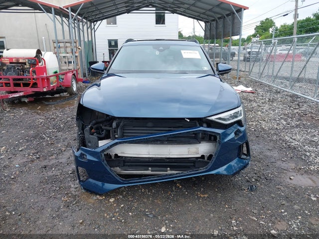 Продаж на аукціоні авто 2022 Audi E-tron Premium Quattro, vin: WA1AABGE9NB009784, номер лоту: 45198376