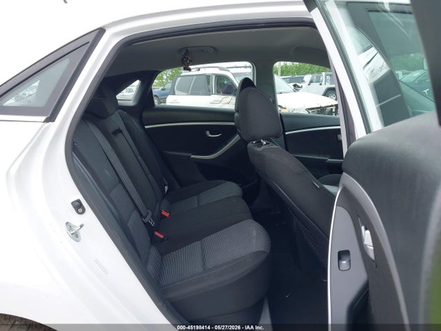 Продажа на аукционе авто 2016 Hyundai Elantra Gt, vin: KMHD35LH8GU287299, номер лота: 45198414