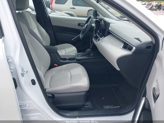 7MUAAABG8TV152617 Toyota Corolla Cross L