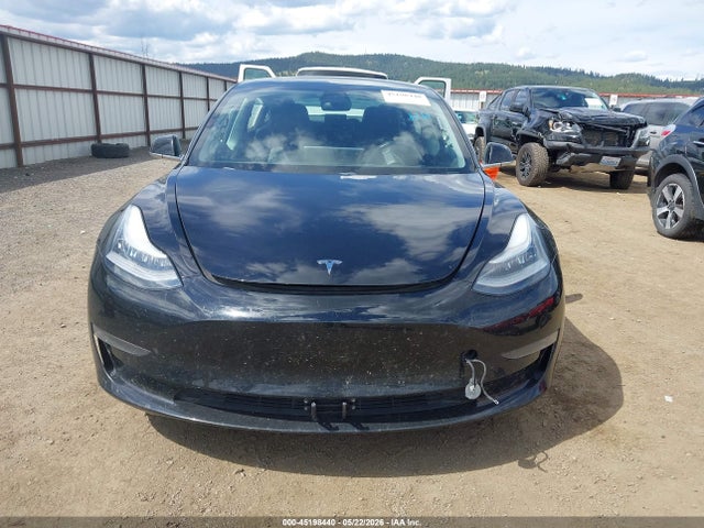 Tesla Model 3 Long Range/performance 2018 5YJ3E1EB2JF073288 Image 13