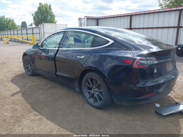 Tesla Model 3 Long Range/performance 2018 5YJ3E1EB2JF073288 Image 3