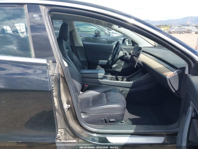 Tesla Model 3 Long Range/performance 2018 5YJ3E1EB2JF073288 Image 5