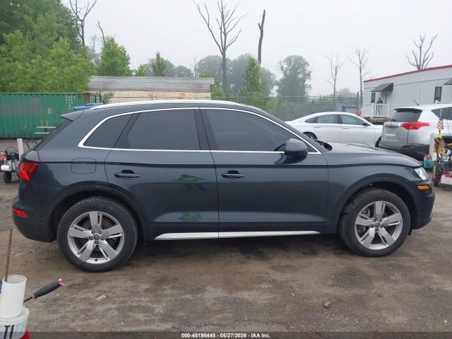 Продаж на аукціоні авто 2018 Audi Q5 2.0t Premium/2.0t Tech Premium, vin: WA1BNAFY0J2223507, номер лоту: 45198448