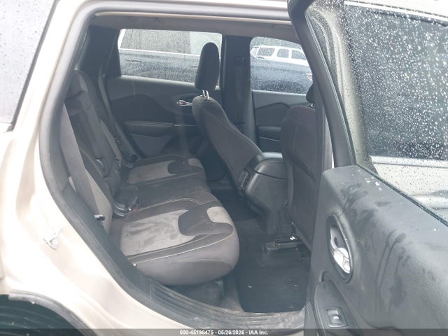 2014 Jeep Cherokee Latitude მანქანა იყიდება აუქციონზე, vin: 1C4PJMCSXEW190619, აუქციონის ნომერი: 45198475