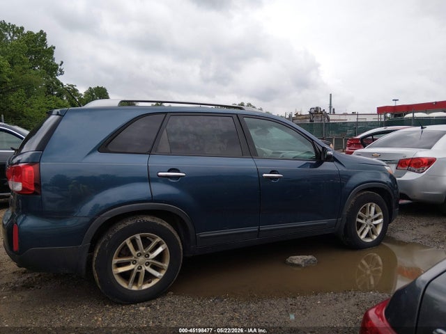 Продажа на аукционе авто 2015 Kia Sorento Lx, vin: 5XYKT4A68FG580949, номер лота: 45198477