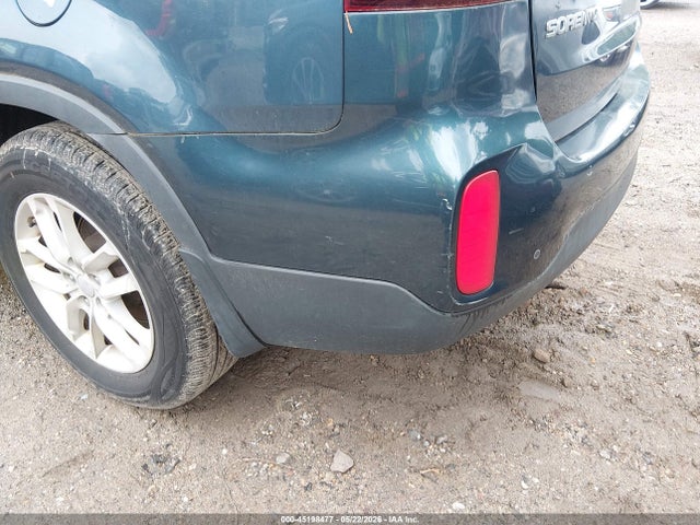 Продажа на аукционе авто 2015 Kia Sorento Lx, vin: 5XYKT4A68FG580949, номер лота: 45198477