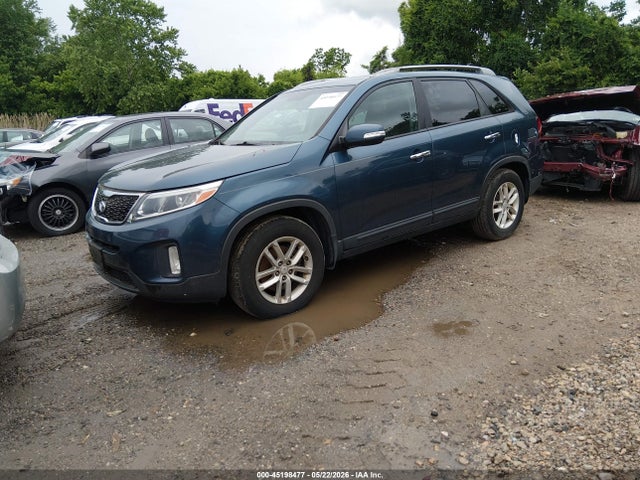 Продажа на аукционе авто 2015 Kia Sorento Lx, vin: 5XYKT4A68FG580949, номер лота: 45198477
