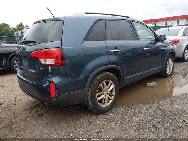 Продажа на аукционе авто 2015 Kia Sorento Lx, vin: 5XYKT4A68FG580949, номер лота: 45198477