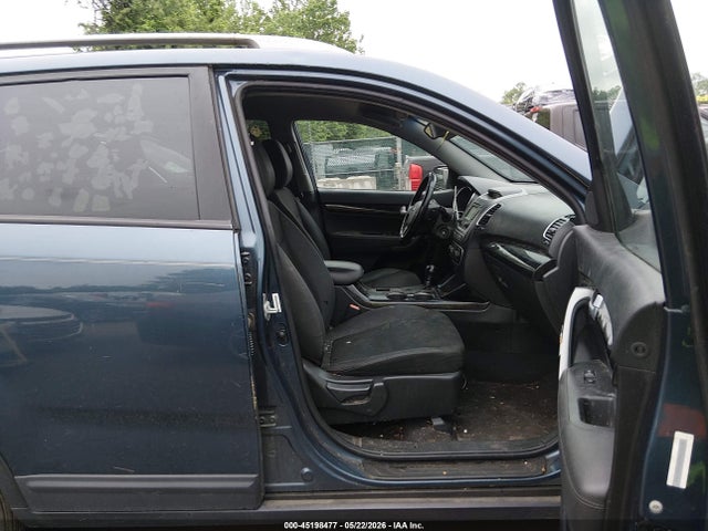 Продажа на аукционе авто 2015 Kia Sorento Lx, vin: 5XYKT4A68FG580949, номер лота: 45198477
